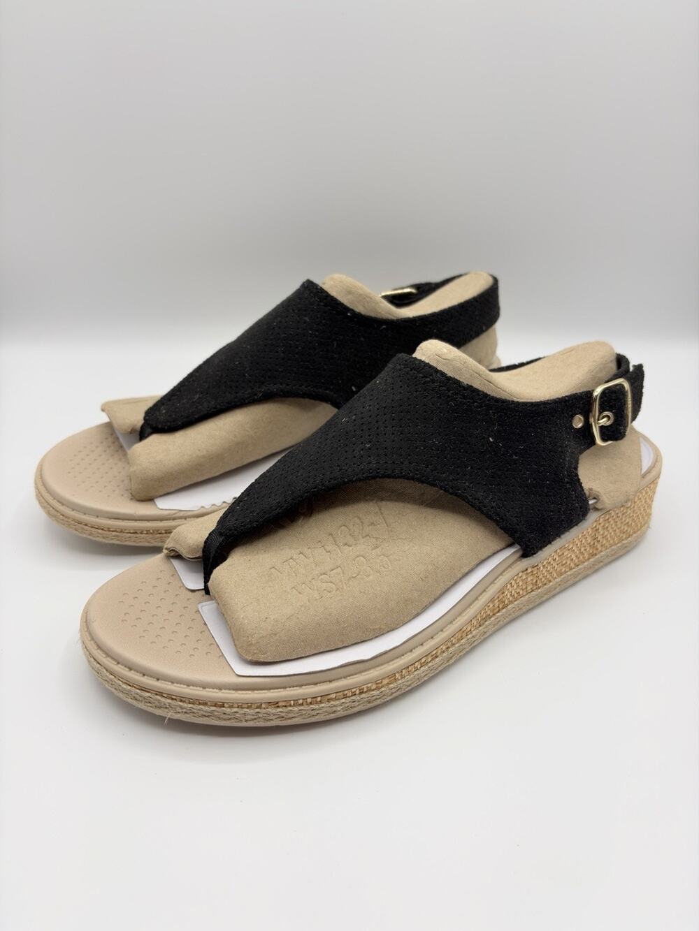 Lifestride Beachy Thong Wedge Sandals Women’s Sz 8.5 M Black Gold Buckle - NWOB